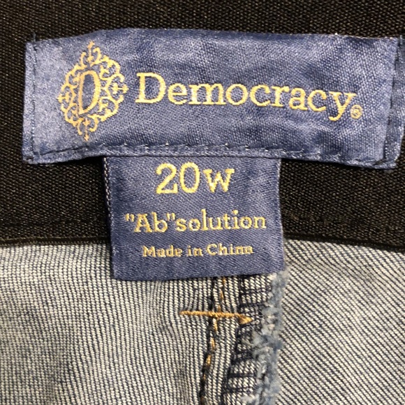Democracy “Ab” Solution Skinny Ankle Fringe Jeans - Picture 4 of 10